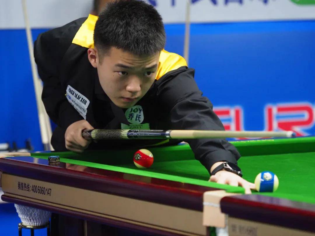 福克斯的持 福克斯的持