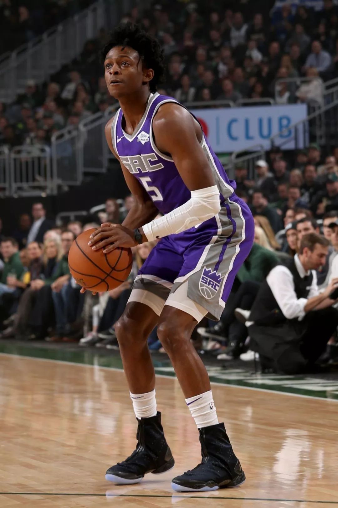 随着更多的 随着更多的