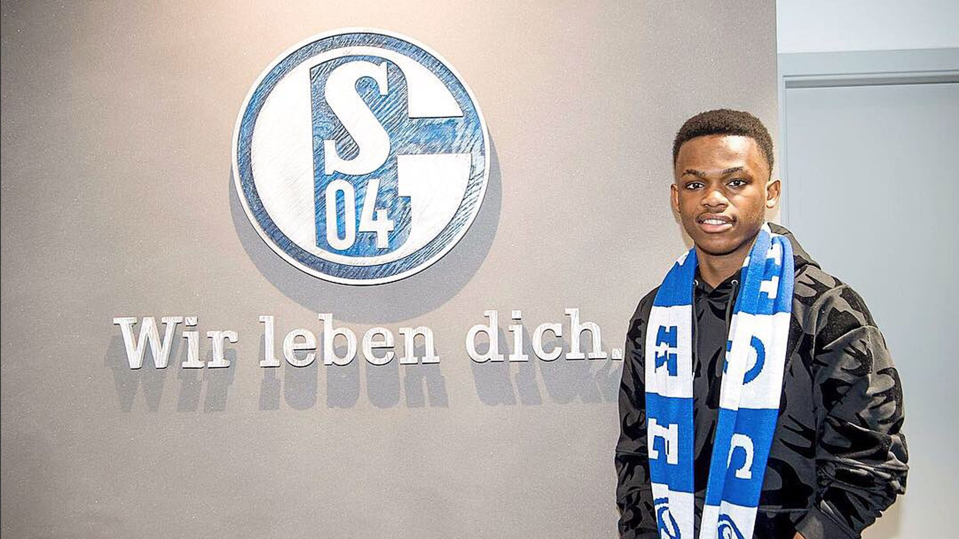 一是外线 一是外线