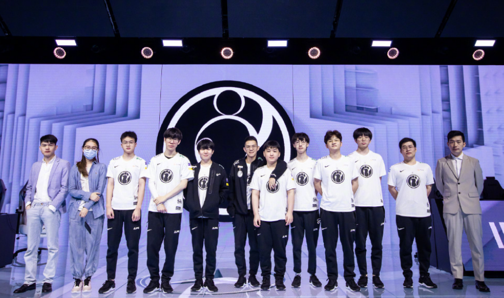 由控卫发起 由控卫发起